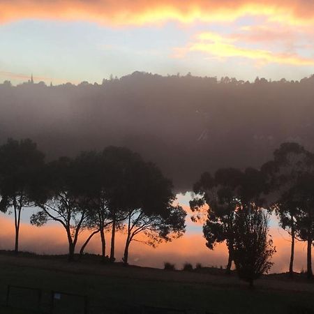 Balconies Lakeside - Studio Apartment 2 Daylesford Esterno foto